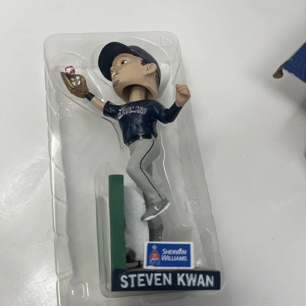 Danbury Mint box has